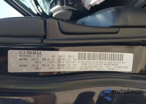 2018 Jeep Grand Cherokee Laredo E 4X4 from USA, damaged, VIN 1C4RJFAG9JC170277